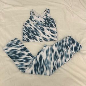 Girls Old Navy Blue and White Active Leggings